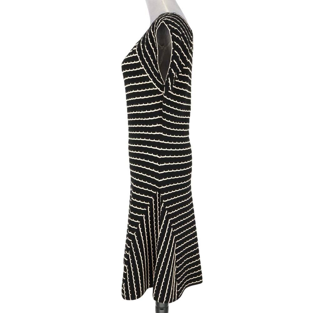 Jessica Simpson Sweater Dress Womens XL Black Ivory Stripes Knit Fit n Flare - Picture 5 of 12
